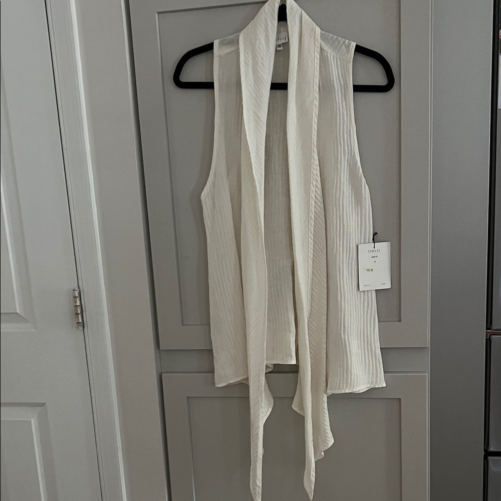Staples Elegant White Sleeveless Drape Top, size M